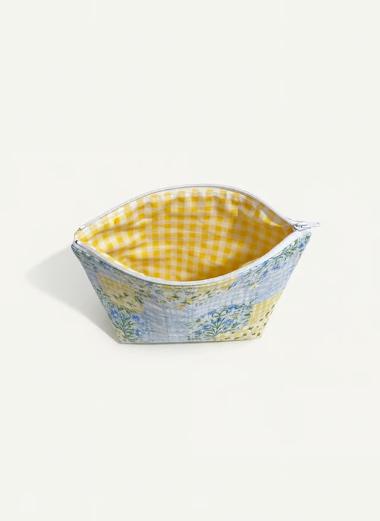 Quilted Zippered Pouch – Handmade Organizer, Makeup Bag, Travel Case "Glenda"