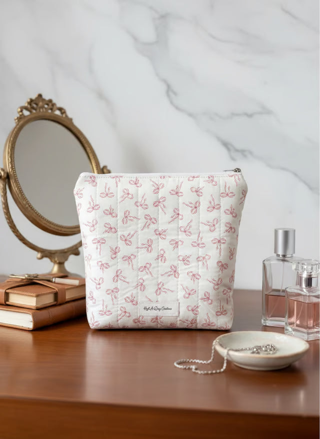 Quilted Zippered Pouch – Handmade Organizer, Makeup Bag, Travel Case "Shelby"