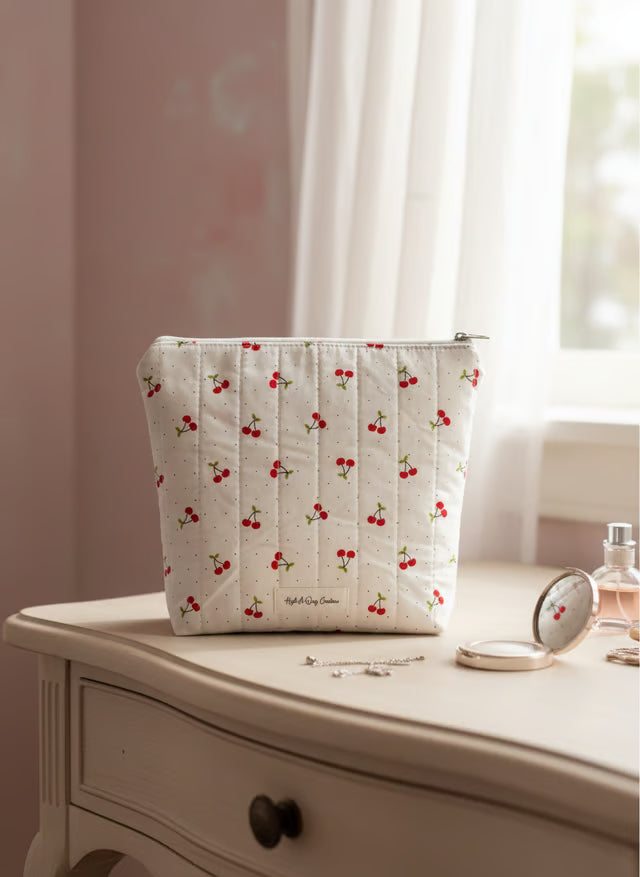 Quilted Zippered Pouch – Handmade Organizer, Makeup Bag, Travel Case "Mady"