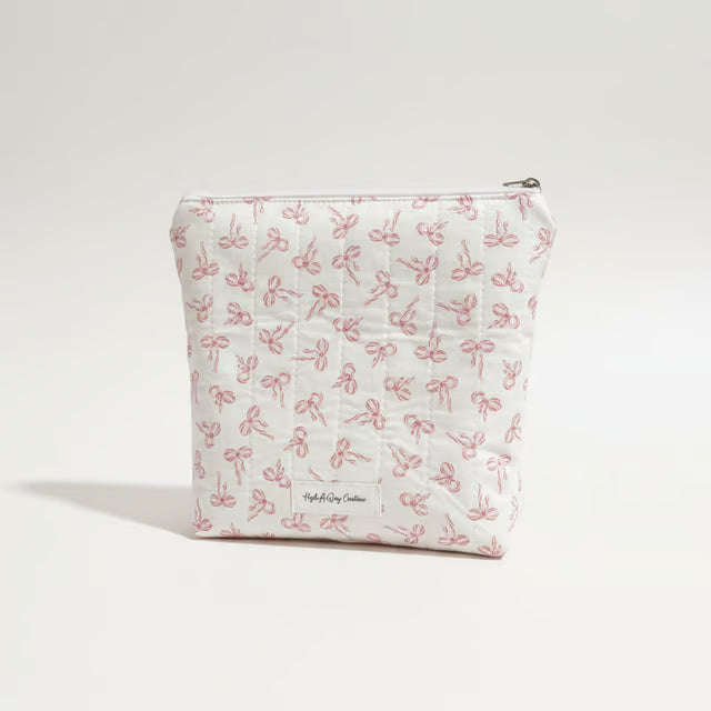 Quilted Zippered Pouch – Handmade Organizer, Makeup Bag, Travel Case "Shelby"